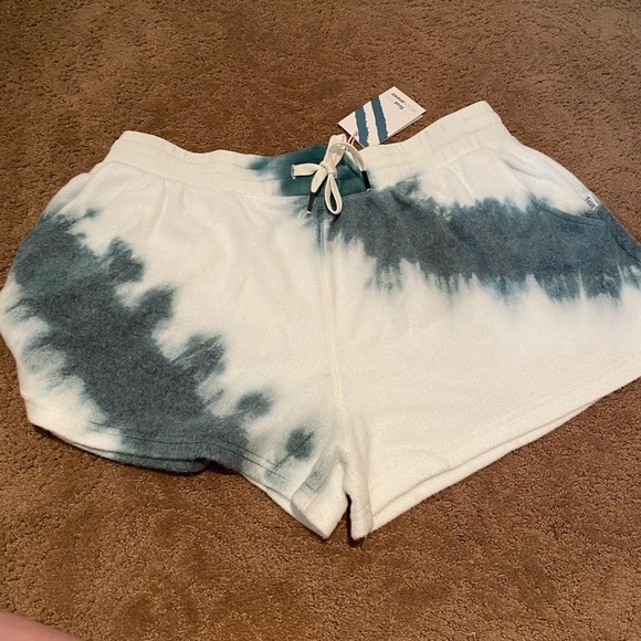 Women's Butter Soft Tie-Dye Shorts XXL New by Feat Draw String Pockets - Picture 12 of 13